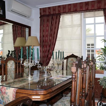 Bed and Breakfast Boutique House Lujopobre Montilla Exterior foto